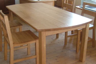 �O�d���鎭�s�̵��ް�Ƌ�E���ް���݂�calmfurniture�ߓ��Ƌ�z���C�ނ̃I�[�_�[�_�C�j���O�e�[�u��